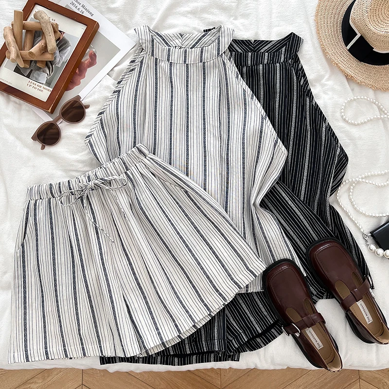 

Women in summer vertical stripe hanging neck sleeveless vest top+high waist slimming shorts wide leg pants two-piece set