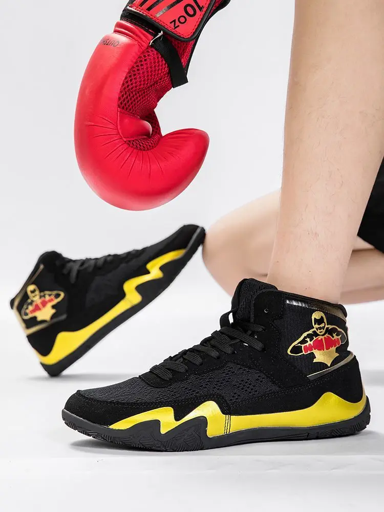 

Professional Men's and Women's Boxing Shoes Non-slip Fitness Shoes Men's and Women's Lace-up Squat Weightlifting Shoes