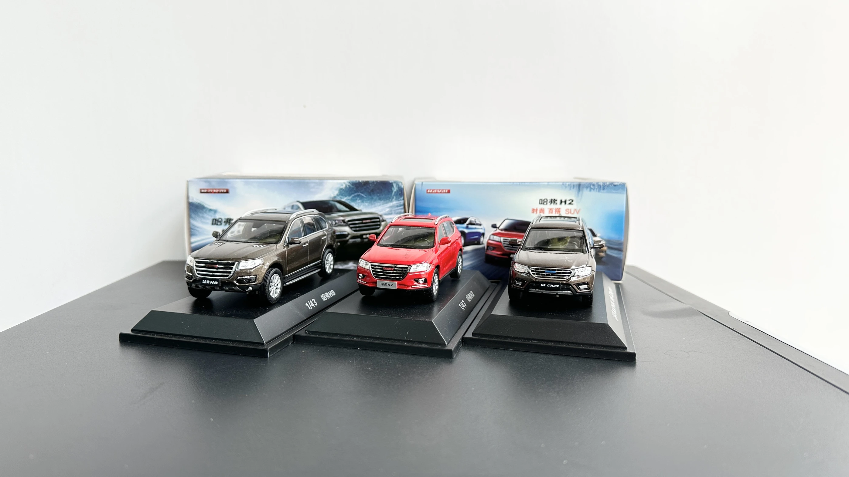 1:43 원래 공장, 만리장성 Haval H2 H6 H8 자동차 모델, 풀백 자동차가 포함된 시뮬레이션 합금 자동차 모델