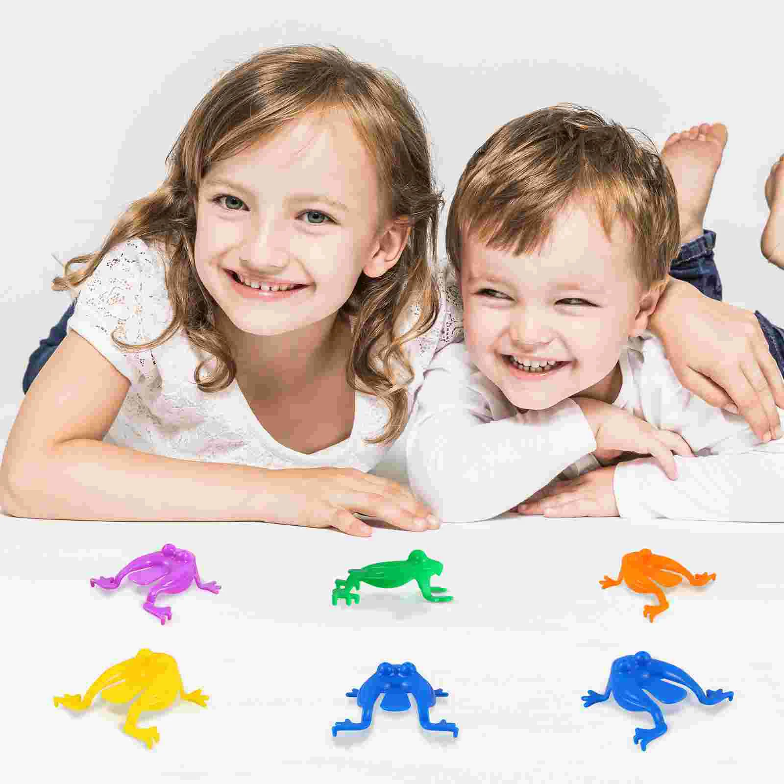 TOYMYTOY 24Pcs Jumping Toy Funny Educational Toys Party Favors for Children Playing jumping frogs toys