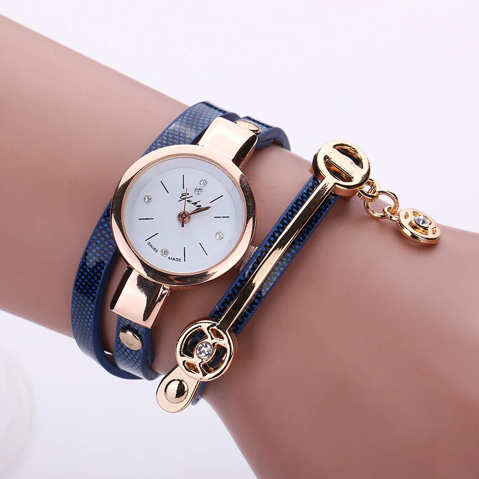 PU Slim Strap Women\'s Watch, Fashionable Long Strap Wrapped Quartz Watch with Diamonds，Women Quartz Wristwatches with Pendant