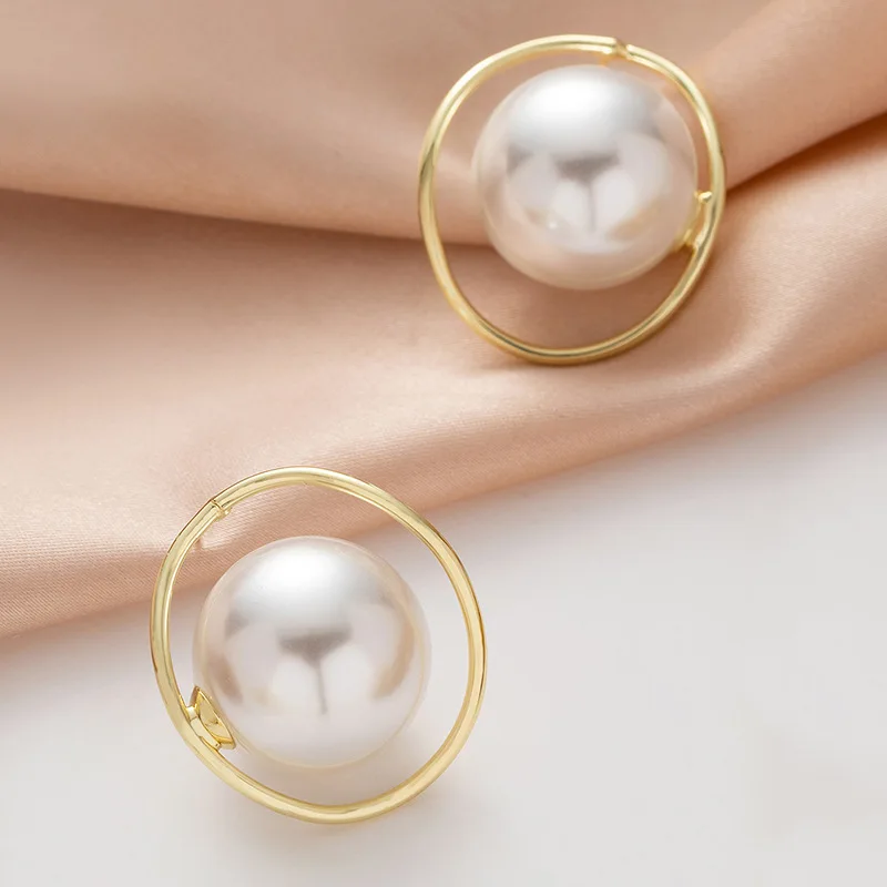 925 Silver Needle Exaggerates Personality Women\'s Earrings Big Pearl Advanced Sense Light Luxury Gold Fashion Trends Jewellery