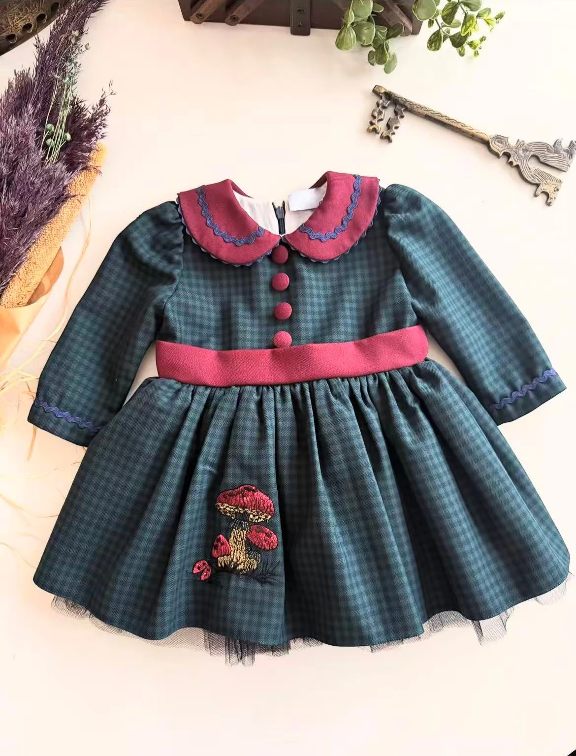 

0-12Y Baby Girl Autumn Mushroom Embroidery Vintage Princess Green Plaid Dress for Birthday Photography Holiday Eid ChristmasC217