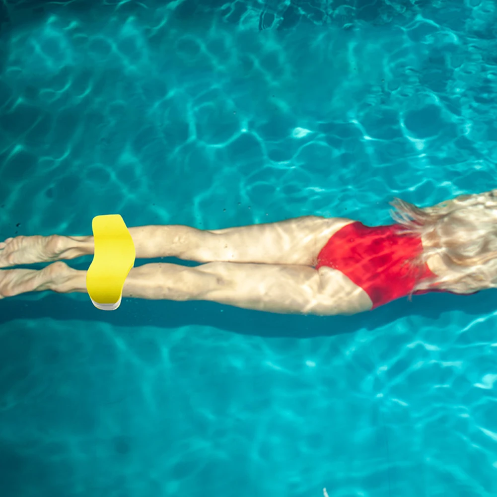 Pull Buoy Gamba Galleggiante EVA Galleggiante Aiuto per l'allenamento del nuoto Galleggiante per il nuoto Supporto per le gambe per esercizi di forza del corpo adulto