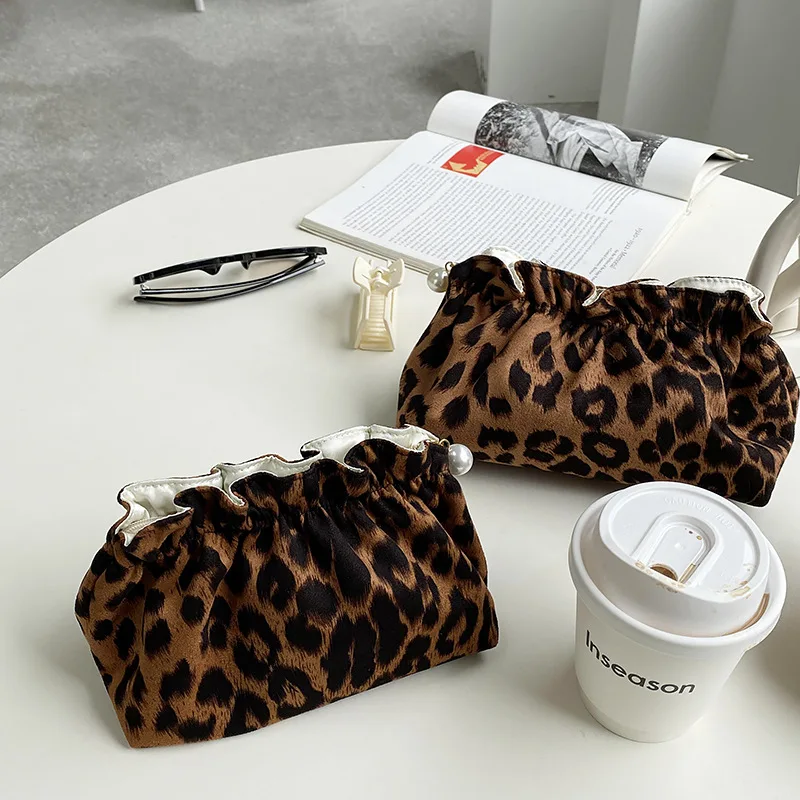 Cosmetic Bags Leopard Large Capacity Makeup Case Fashion Multifunction Portable Cosmetic Organizers Travel Washing Storage Bag