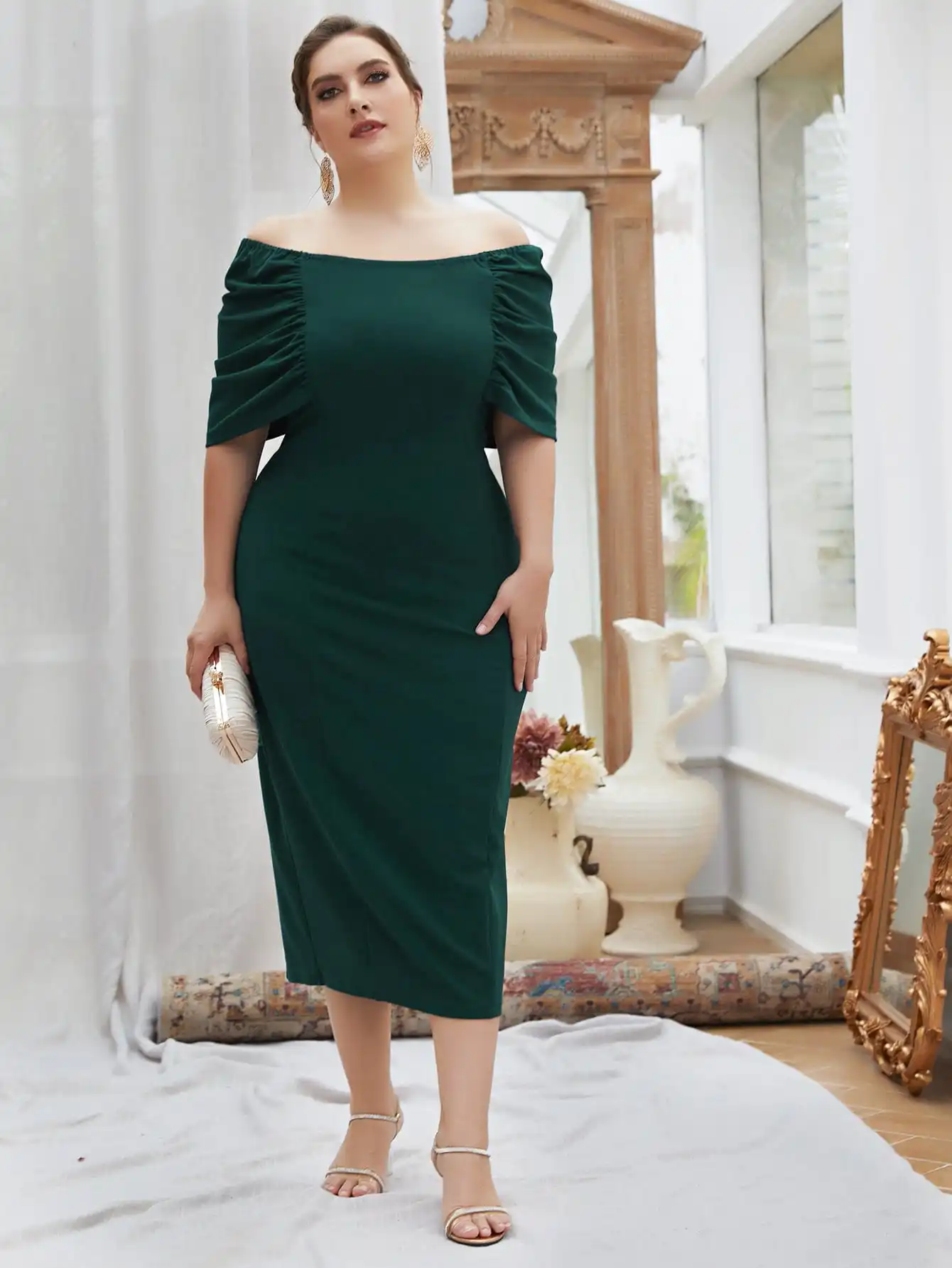 Tambahkan Gaun Bodycon Lengan Puff Ukuran Plus Elegan