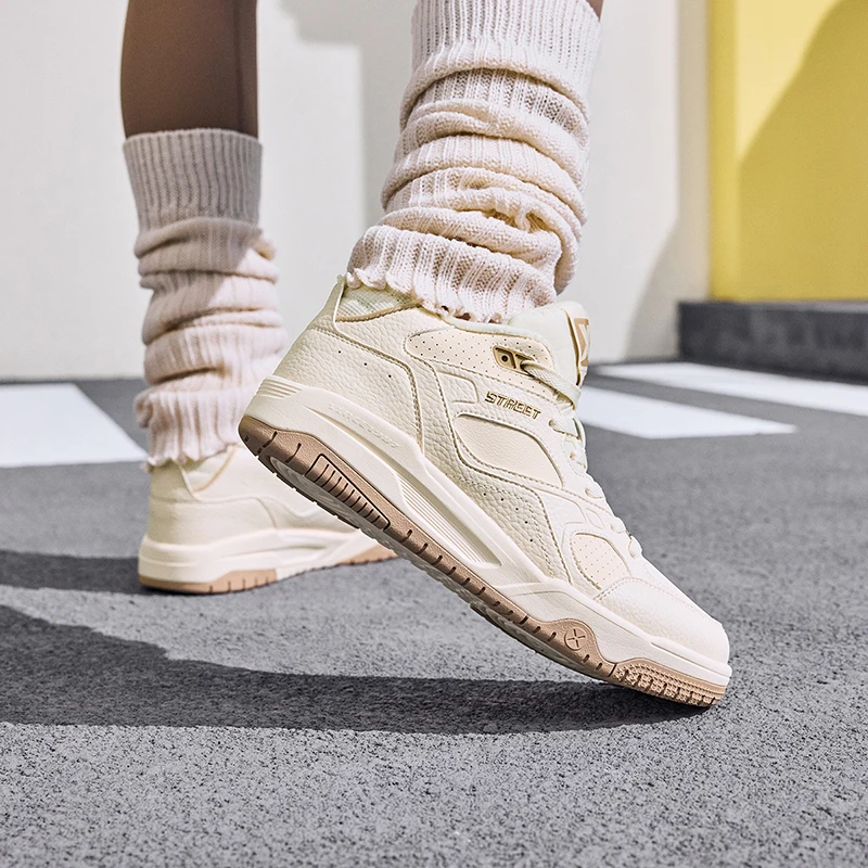 Xtep Yi Xing Cotton Shoes For Women 2024 Winter Durability Sports Shoes Trendy Retro Comfortable Stability Sneakers 876418370009