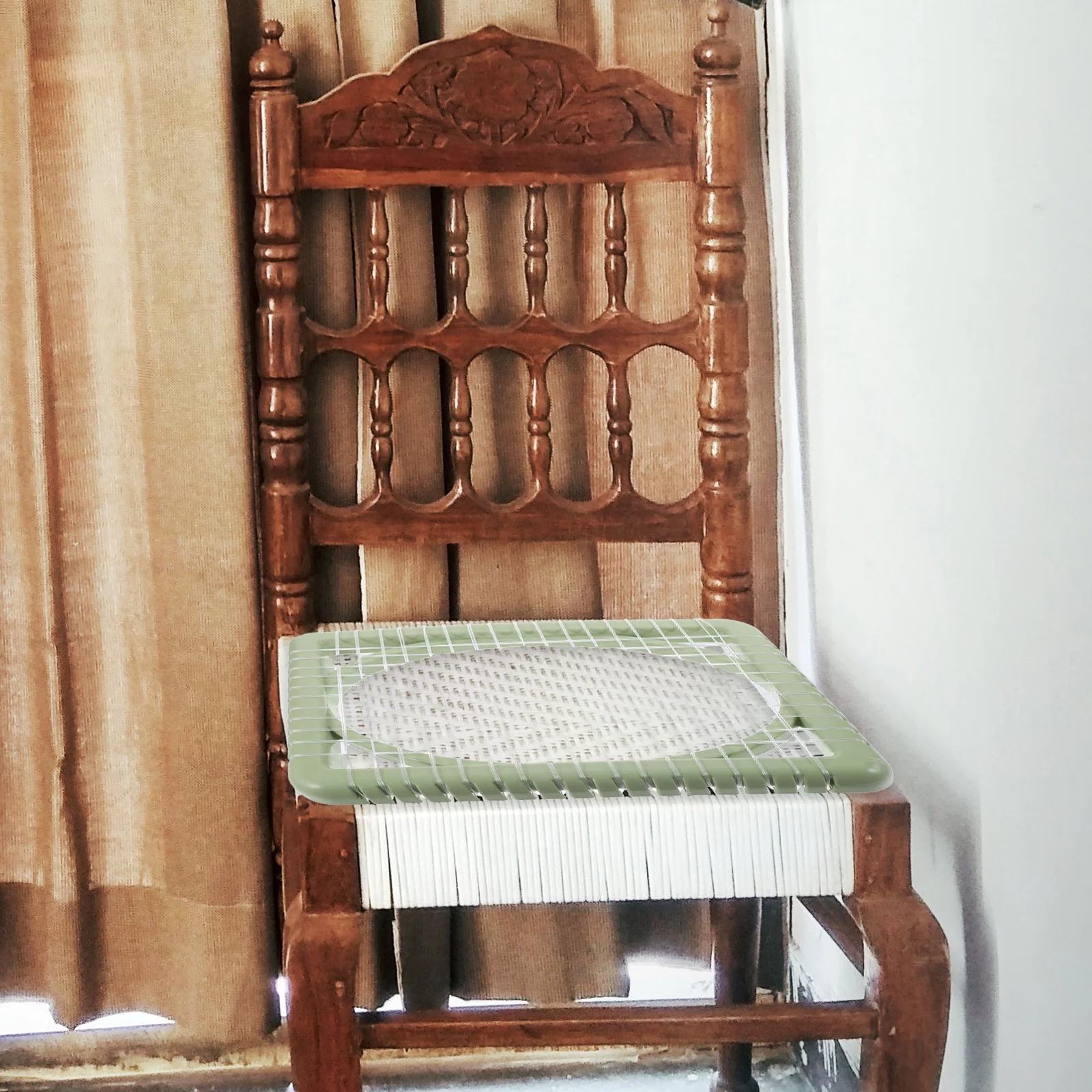 

Cooling Mesh Seat Cushion Chair Pad Breathable Reusable Cooling Pad for Office Dining Outdoor Chair Seat Cushion