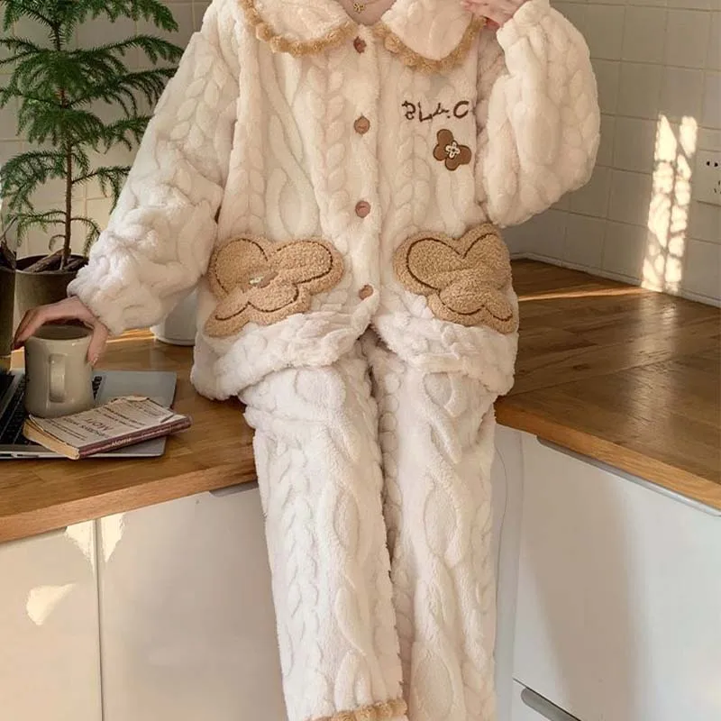 Pigiama cardigan in pile corallo carino da donna autunno e inverno Set pigiama in peluche addensato per ragazze studente caldo e confortevole pigiama