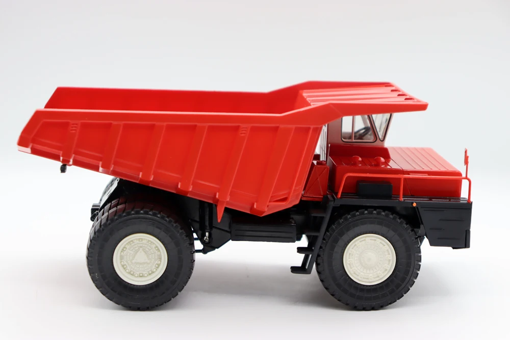 NEW USSR Truck 1/43 Belaz 548 Dump Diecast Scale Models for collection