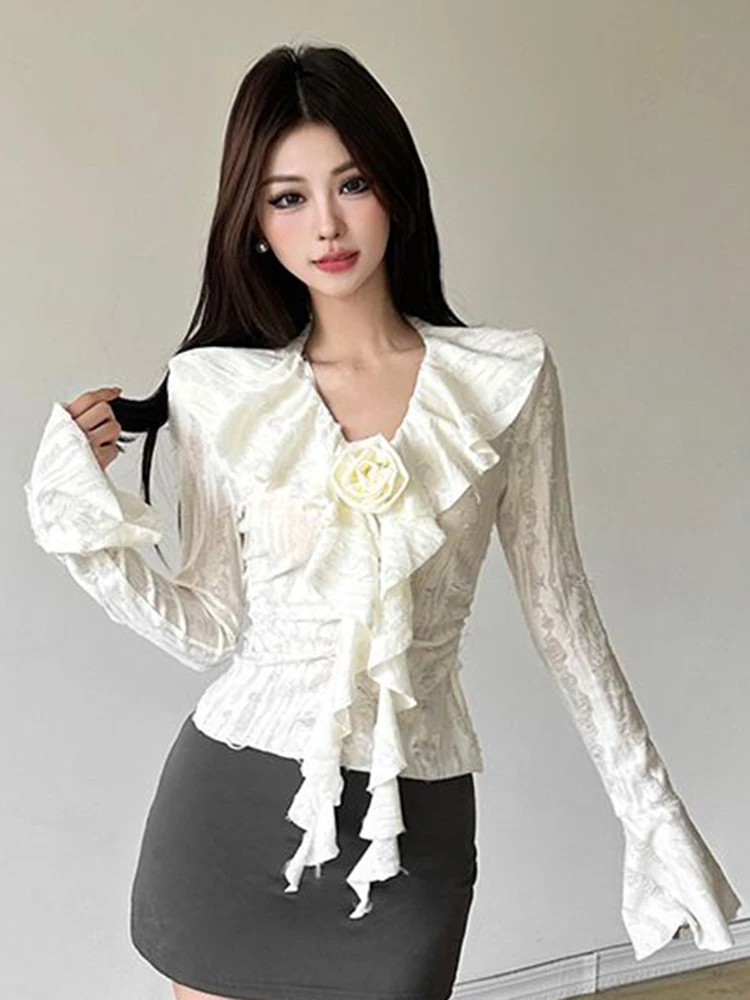 Camisetas Y2k con volantes florales en 3d para mujer, camisetas góticas ajustadas de manga larga con agujeros, ropa de calle Harajuku Vintage para mujer, camisetas con diseño de cuello en V