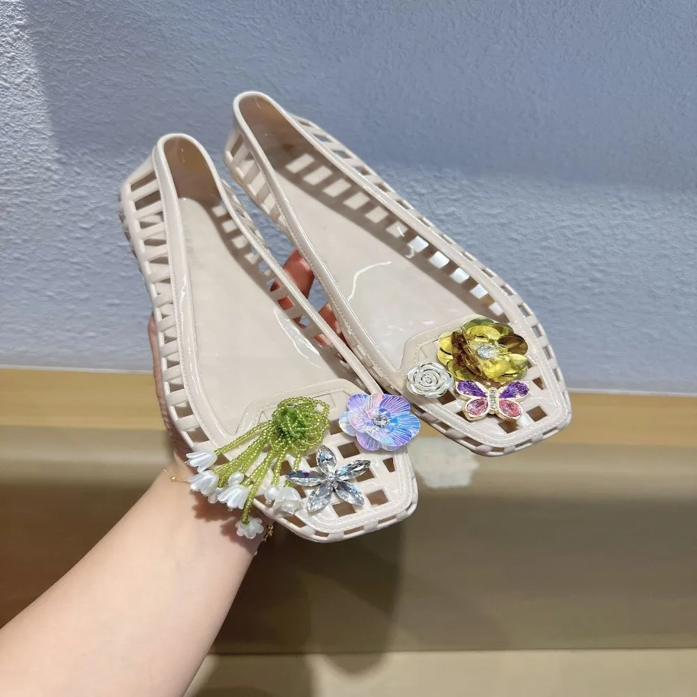 

Designer PVC Material Shoe Charms Transparent String Hole Design Bead Chain Seaweed Bead Detachable Shoe Buckle Summer Style