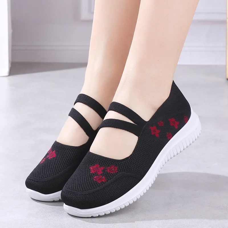 Women Shoes 2024 Summer New Female Casual Flat Shoes Breathable Comfortable Woman Outdoor Walking Footwear Mom Leisure Loafers