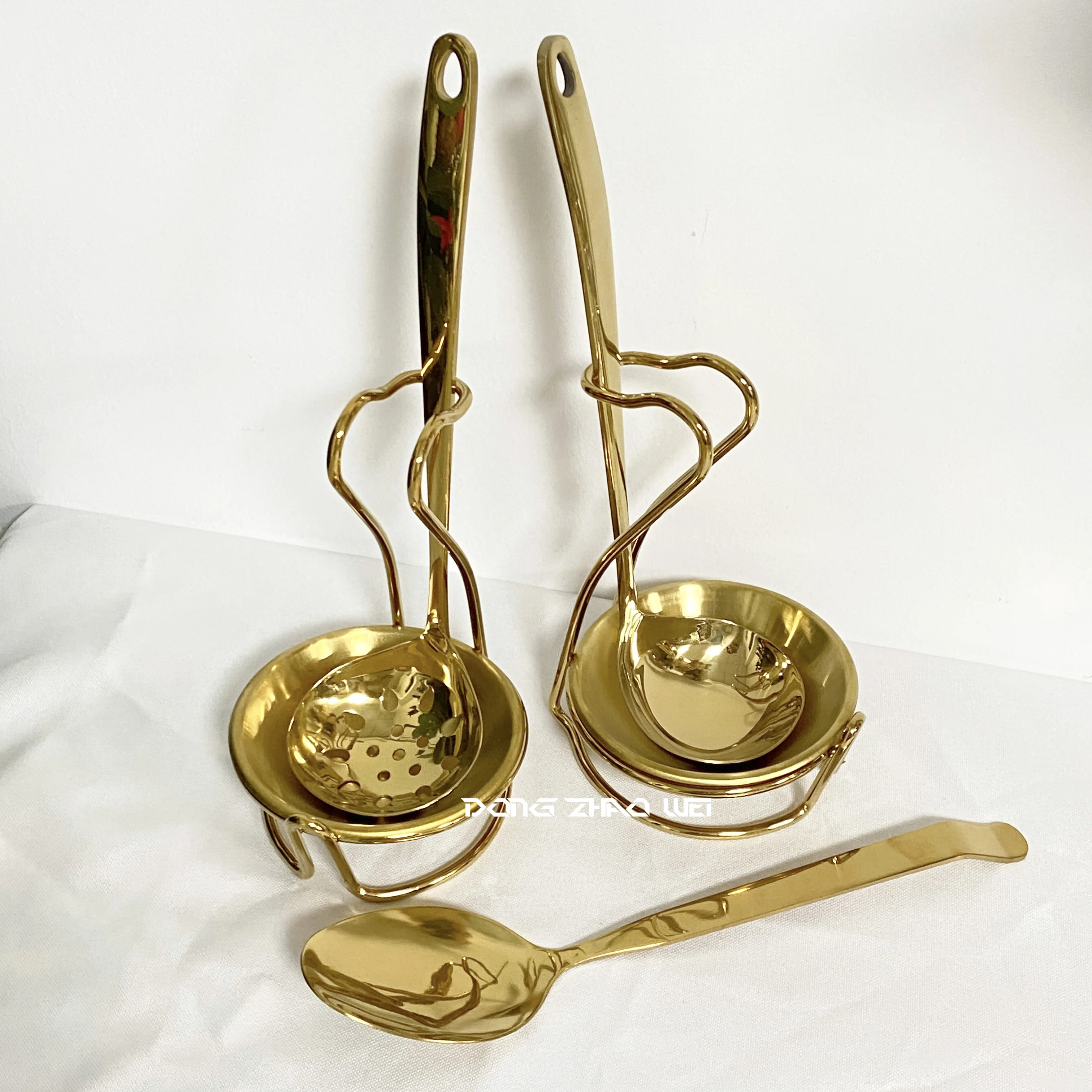 Hotel Spoon Luxury Restaurant Buffet Serving Set Stainless Steel Standing Soup Ladle With Bowl Soup Pot Spoon Colander Set 1pcs