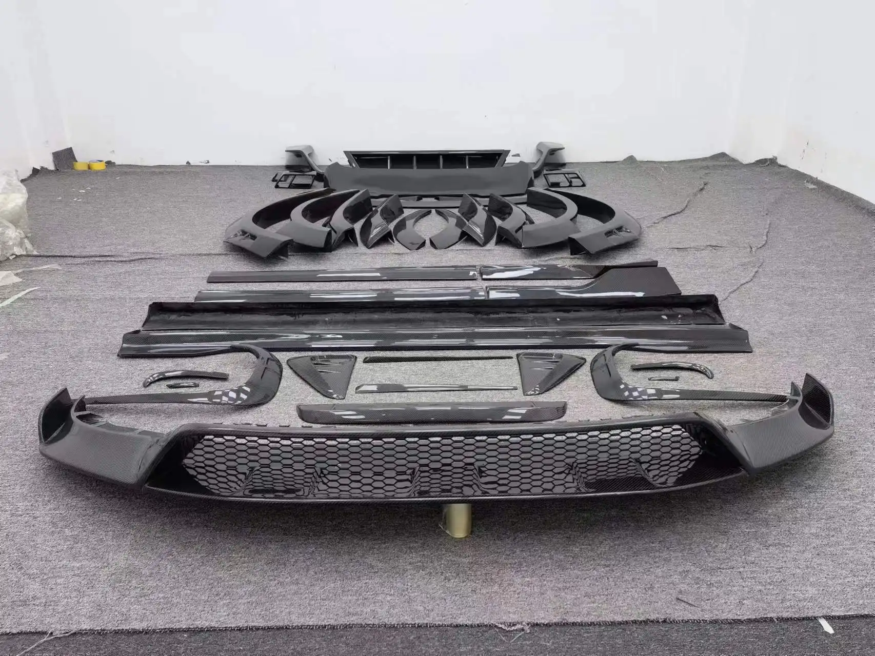 High Quality MSY Style Carbon Fiber Body Kit forPorsche Cayenne Coupe Turbo M-Style Front Lip Side Skirts Wheel Eyebrow