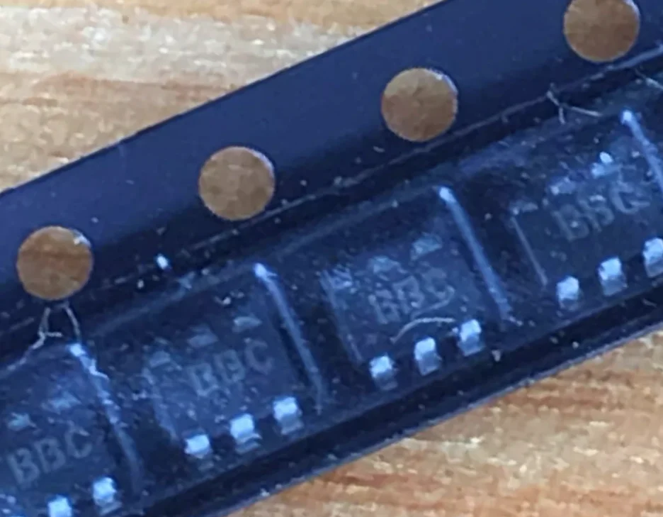 12PCS New original ADP3820ART-4.2-RL7 SOT23-6 BBC