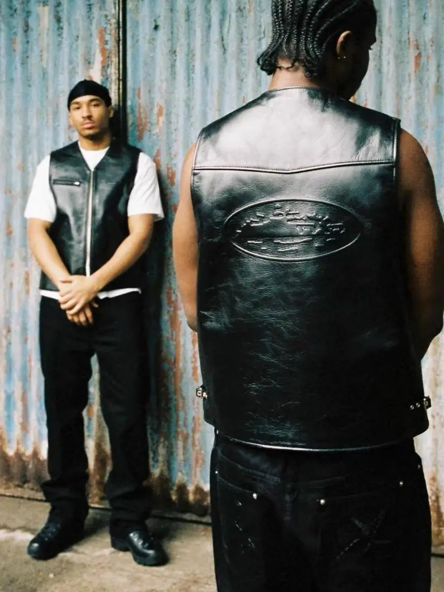 

Leather Motorcycle Vest Devil Island Embossed Craft PU Leather Vest Men's Motorcycle Sleeveless Jacket Coat