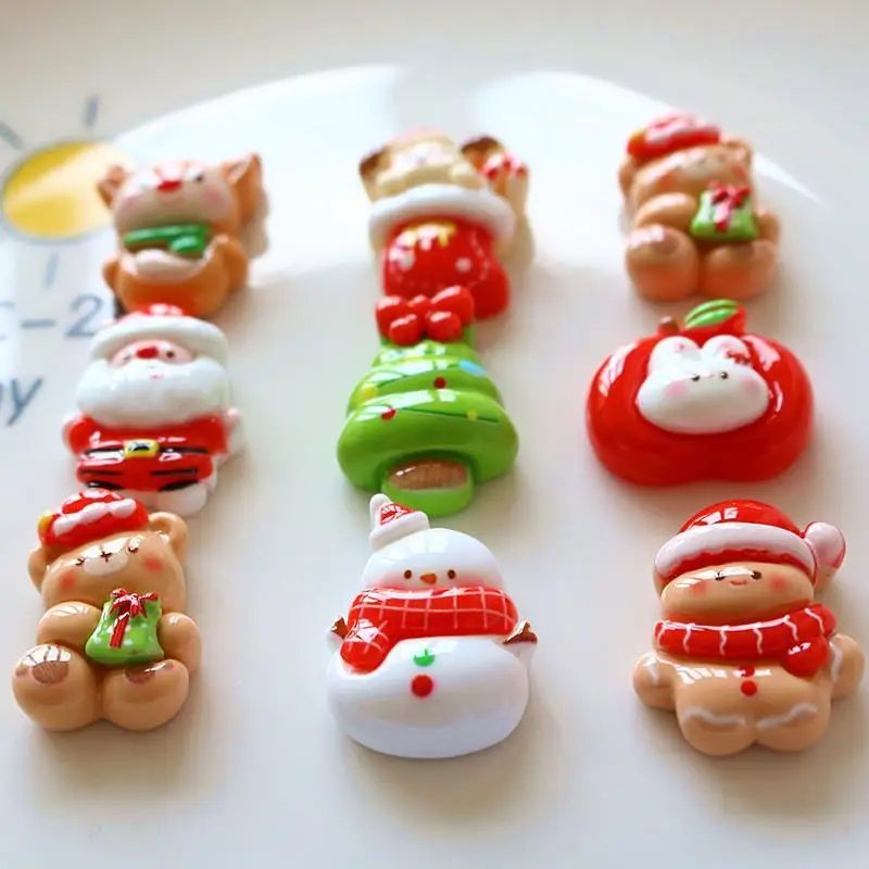 10 Stück niedliche Cartoon-Weihnachts-Tannenbäume, Harz-Cabochons mit flacher Rückseite, zum Selbermachen für Handyhüllen, Haarnadeln, Schlüsselanhänger, Ohrringe, Scrapbooks – Detail 4