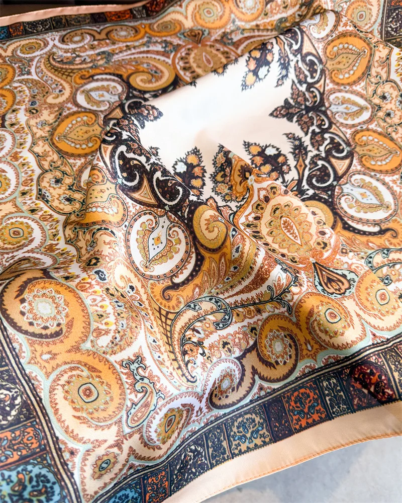 Luxuriöser bedruckter Satin-Seidenschal für Damen – Schal, Hijab, Halstuch, Haarband, Kopftuch, modisches Wickeltuch, Bandana – Neu 2026 – Detail 11