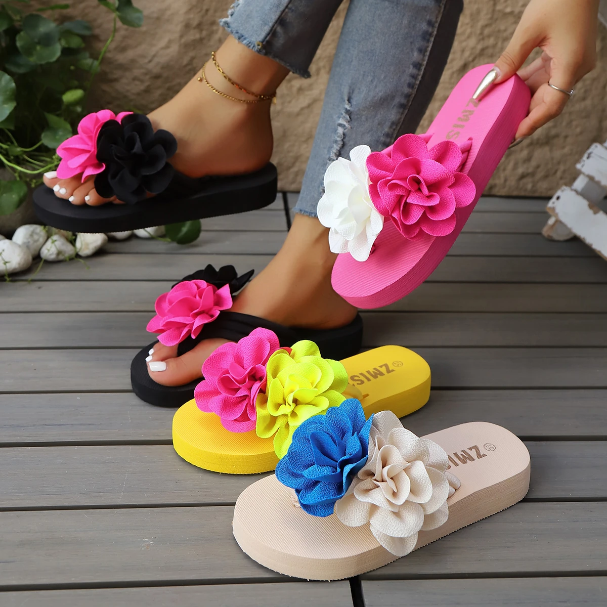 

Women Floral Flip Flops Summer Mid Heel Sandals Slip on Vacation Style Slippers Insole Solid Color Casual Shoes Slides Women
