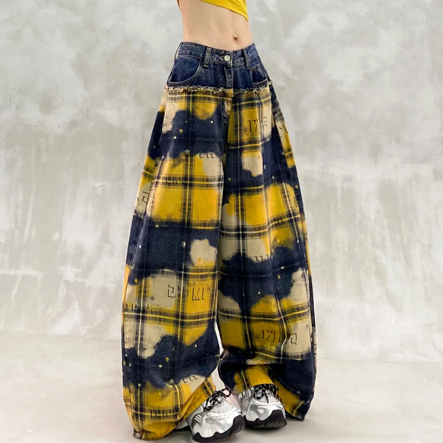 Plaid Tie Dye Patchwork Jeans Womens High Waist Relaxed Denim Trousers with Curved Legs for Fall Streetwear and Daily Outfits