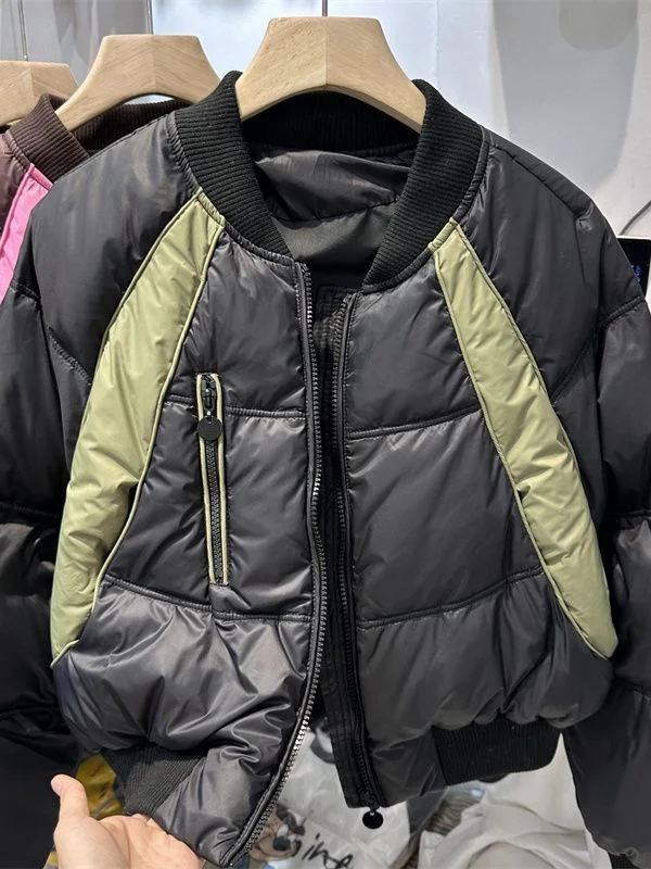 

Модная женская хлопковая куртка в корейском стиле с цветовыми блоками, новинка зимы 2025, с воротником-бомбером, универсальная короткая куртка, трендовая