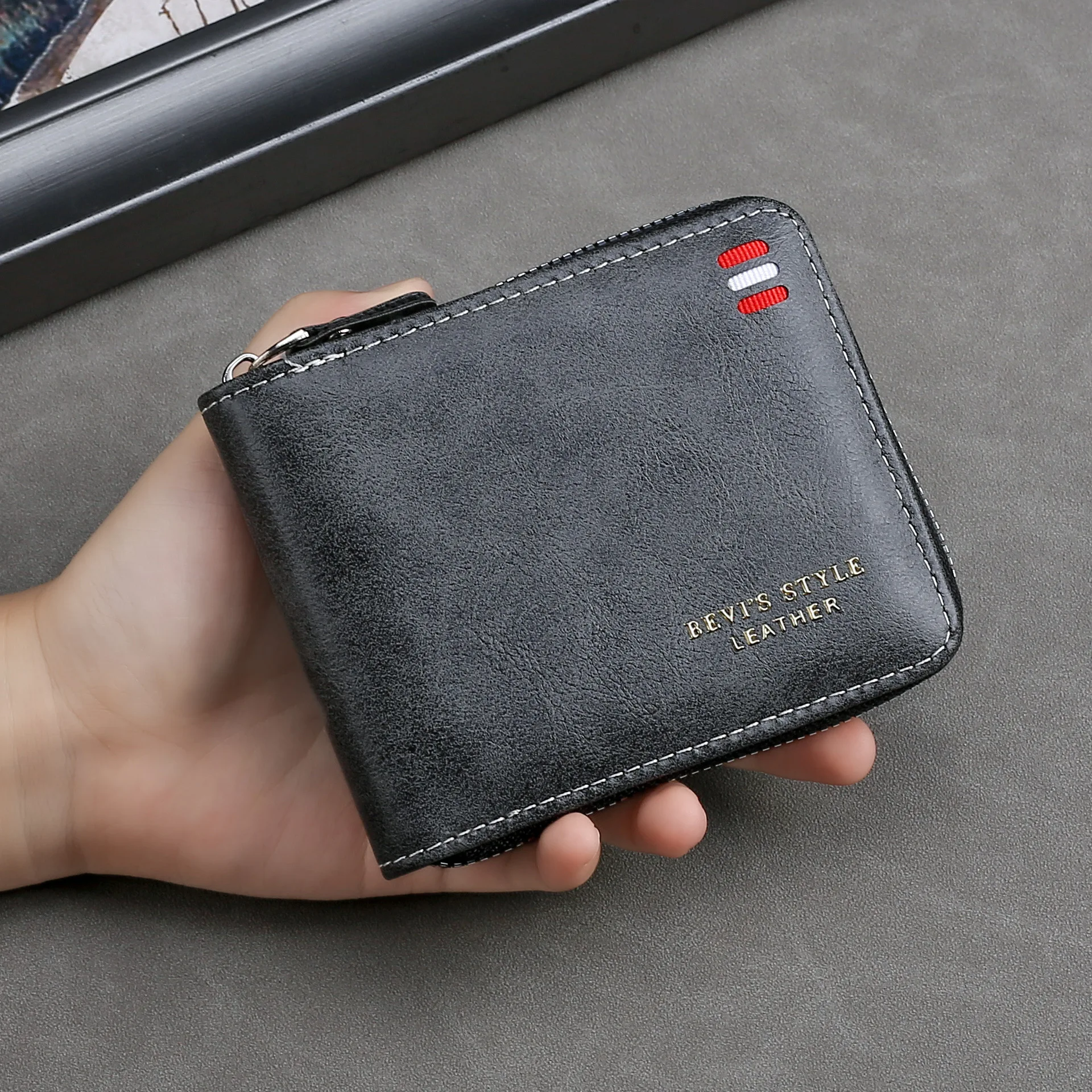 Men's Vintage Trifold Short Wallet - Zipper Coin Pocket with Casual Buckle Waist Chat Gift for Students & Dads Card Holder