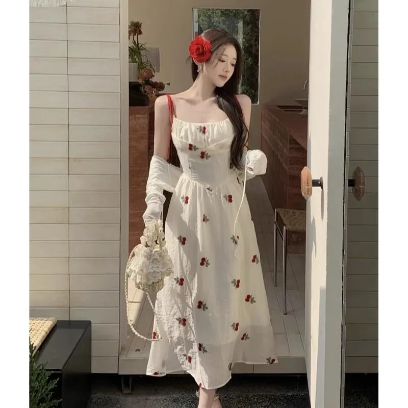 Sweet French floral strap dress for women Summer plus size plump girls waist slimming seaside holiday chiffon dress