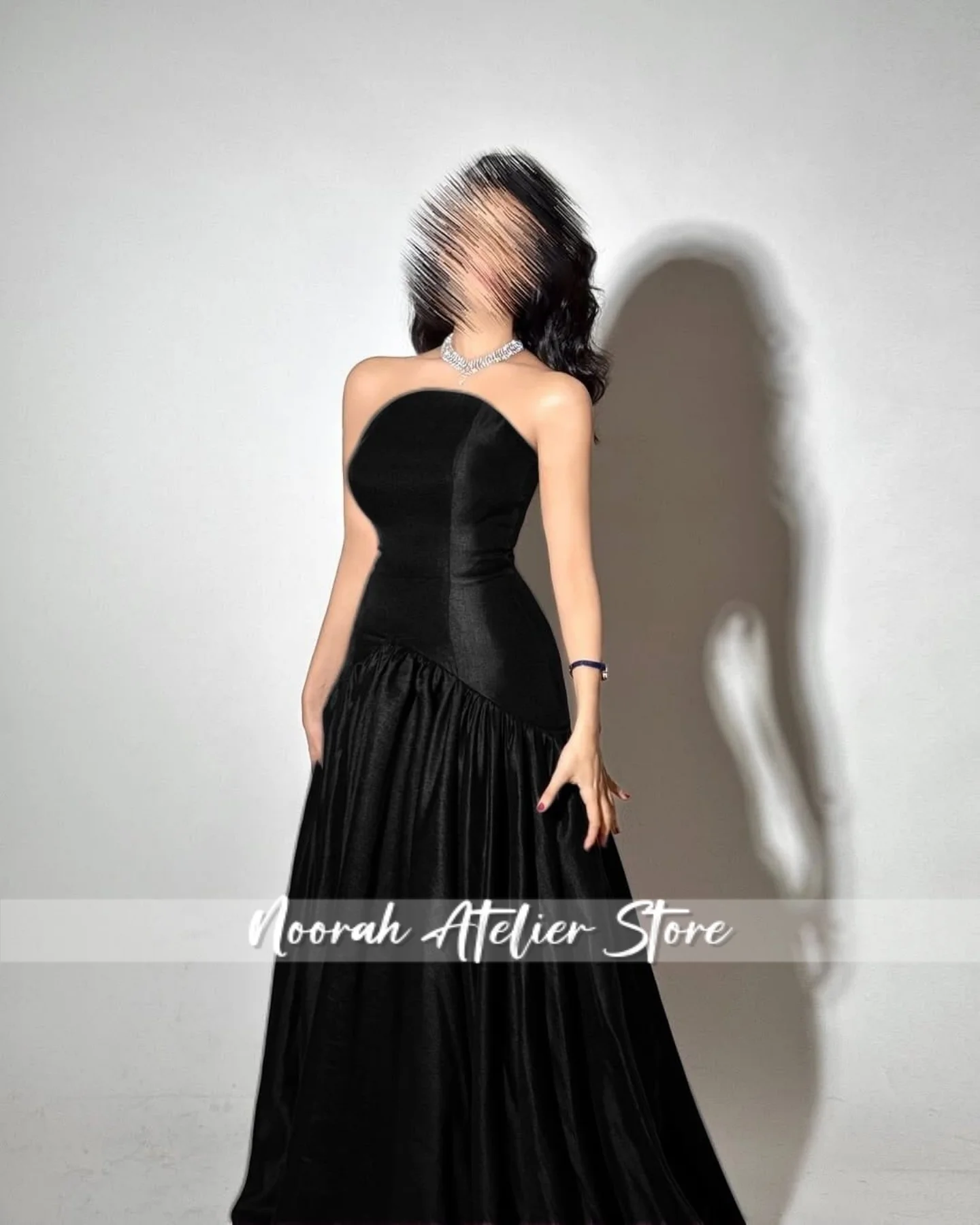 

Elegant Black Stain Strapless Luxury women Evening Dresses 2025 Women Aline Sleeveless wedding Gown Saudi Arabia Long Customized