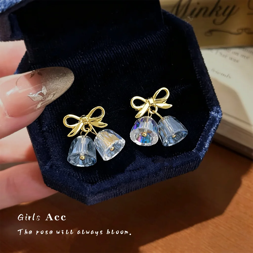 Korean Style Fashion Luxury Glass Crystal Bell Earrings Hollow Bow Earpendants Sweet Temper Light Luxury For Girls Daily Wear