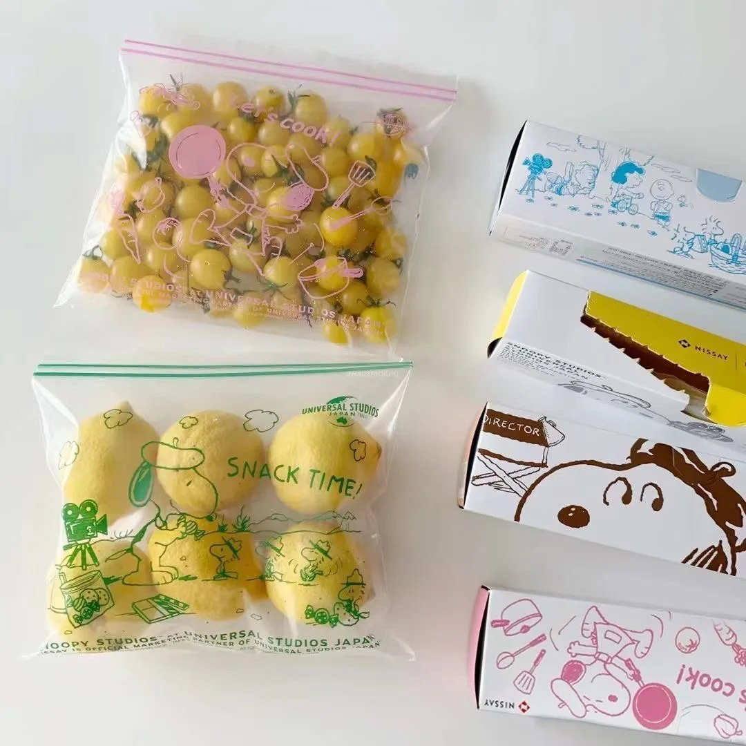 Cute Snoopy Double Seal Food Storage Bags Thick PE Ziplock Bags for Fruit Vegetable Fridge Preservation Kitchen Organizer