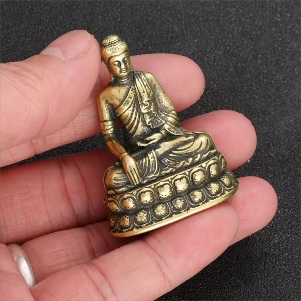 Vintage Shakyamuni-Figur aus Messing - Massive Miniatur-Skulptur mit detailliertem, strukturiertem Design, antike Ausführung, Dekoration für Zuhause – Detail 6
