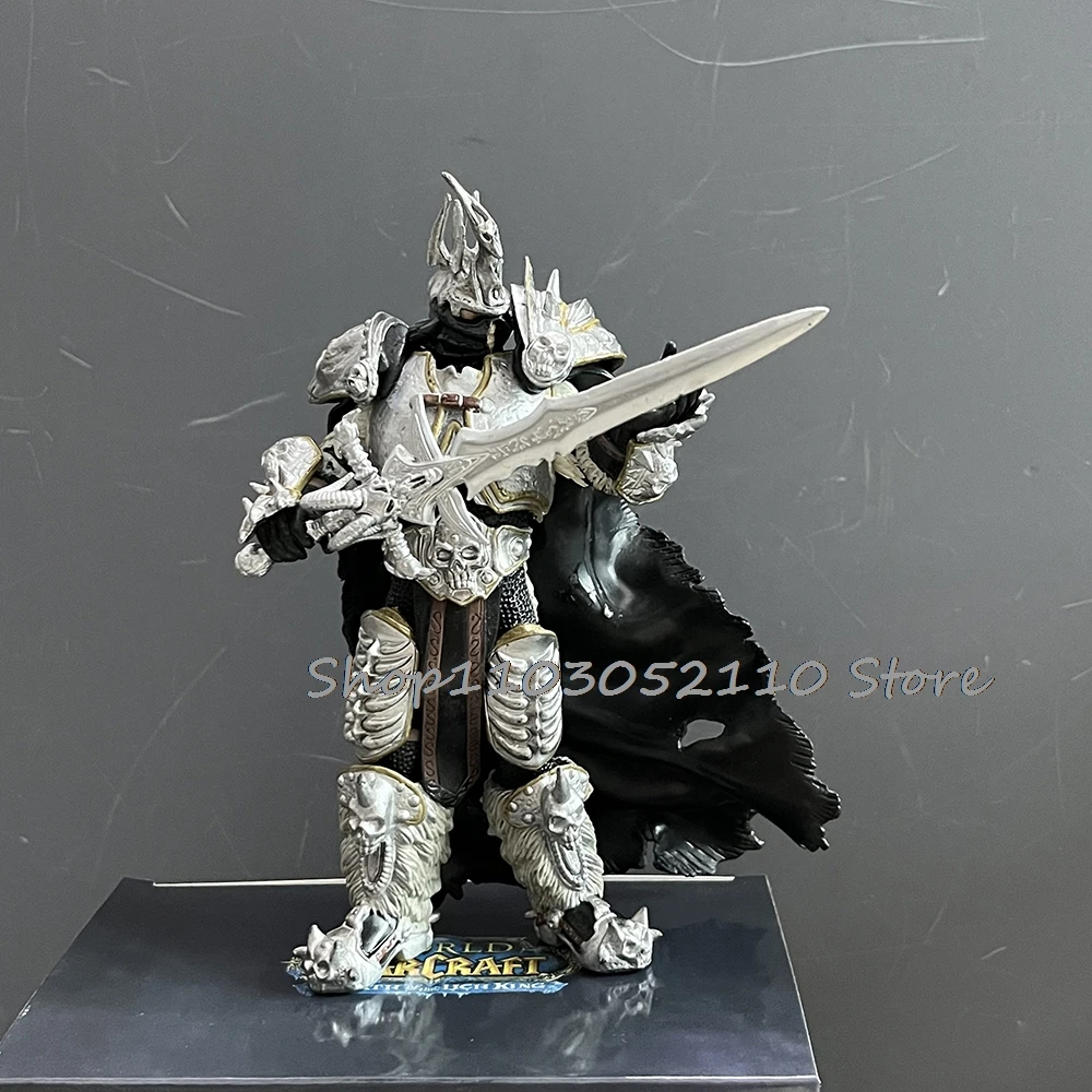 نجاح باهر سقوط ليتش الملك Arthas Sylvanas Windrunner Sylvan الرماية الملكة عمل نموذج لجسم اللعب دمية هدايا عيد الميلاد