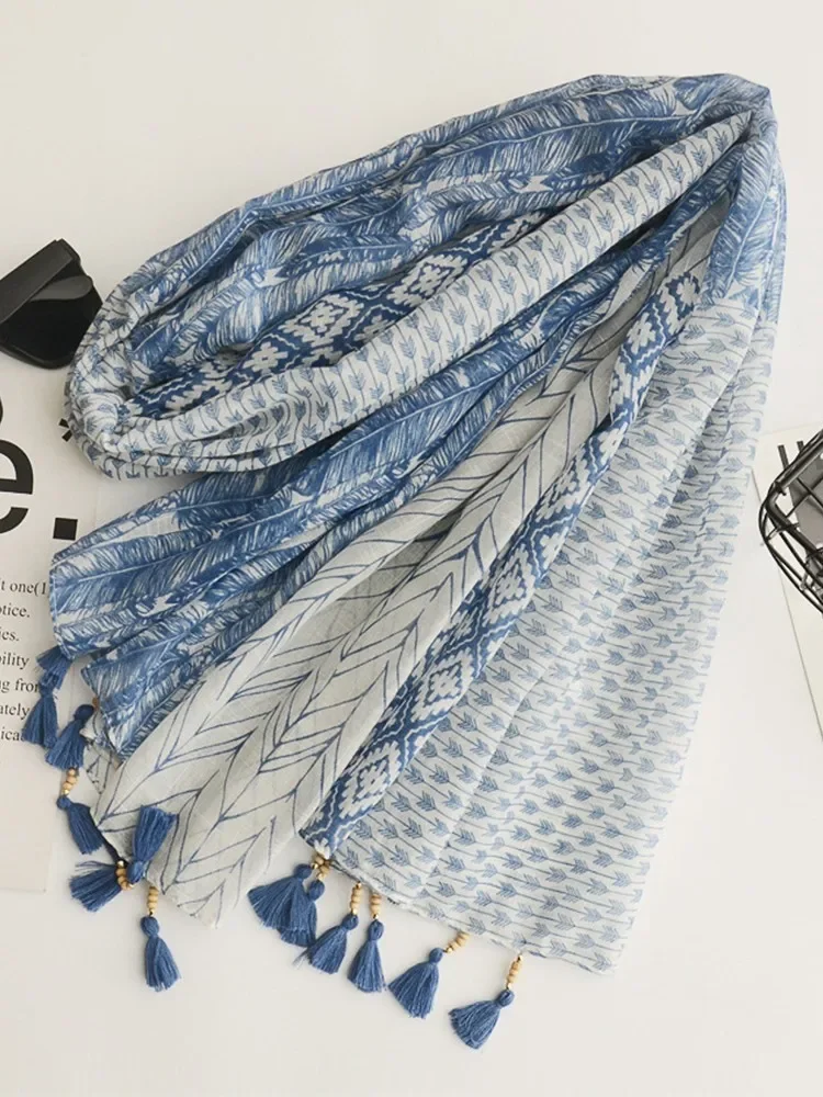 

2024 New Cotton Thin Light Women Scarf Fashion Long-length Lady Wraps Printing Muslim Head Scarf Shawls and Wraps Retro T719