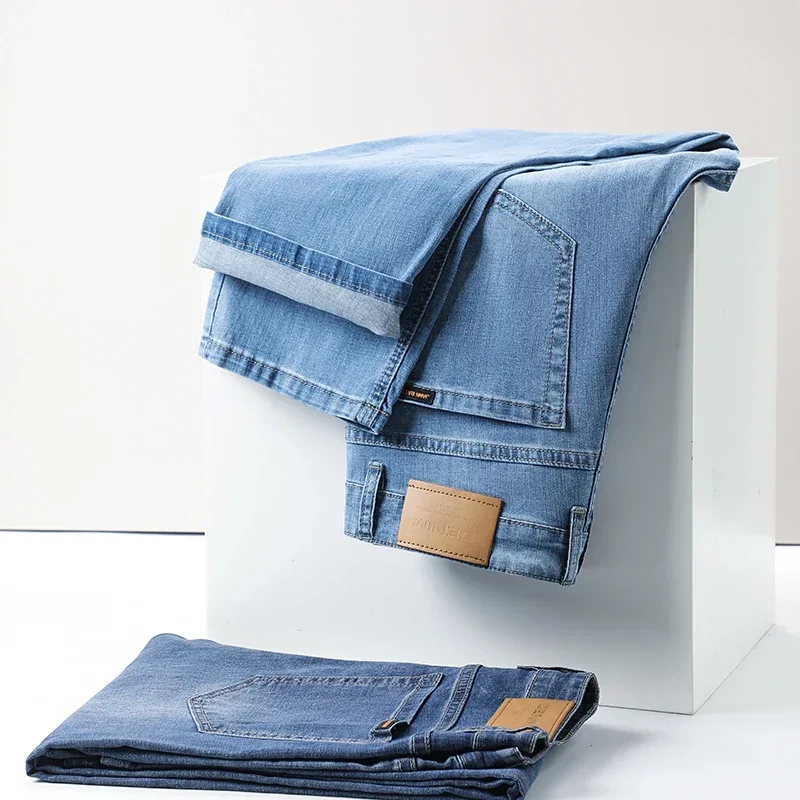 2024 Sommer Freizeit klassische Stretch dünne weiche Hosen Jeans hose männlich neue Männer gerade helle Farbe Luxus Jeans Geschäft