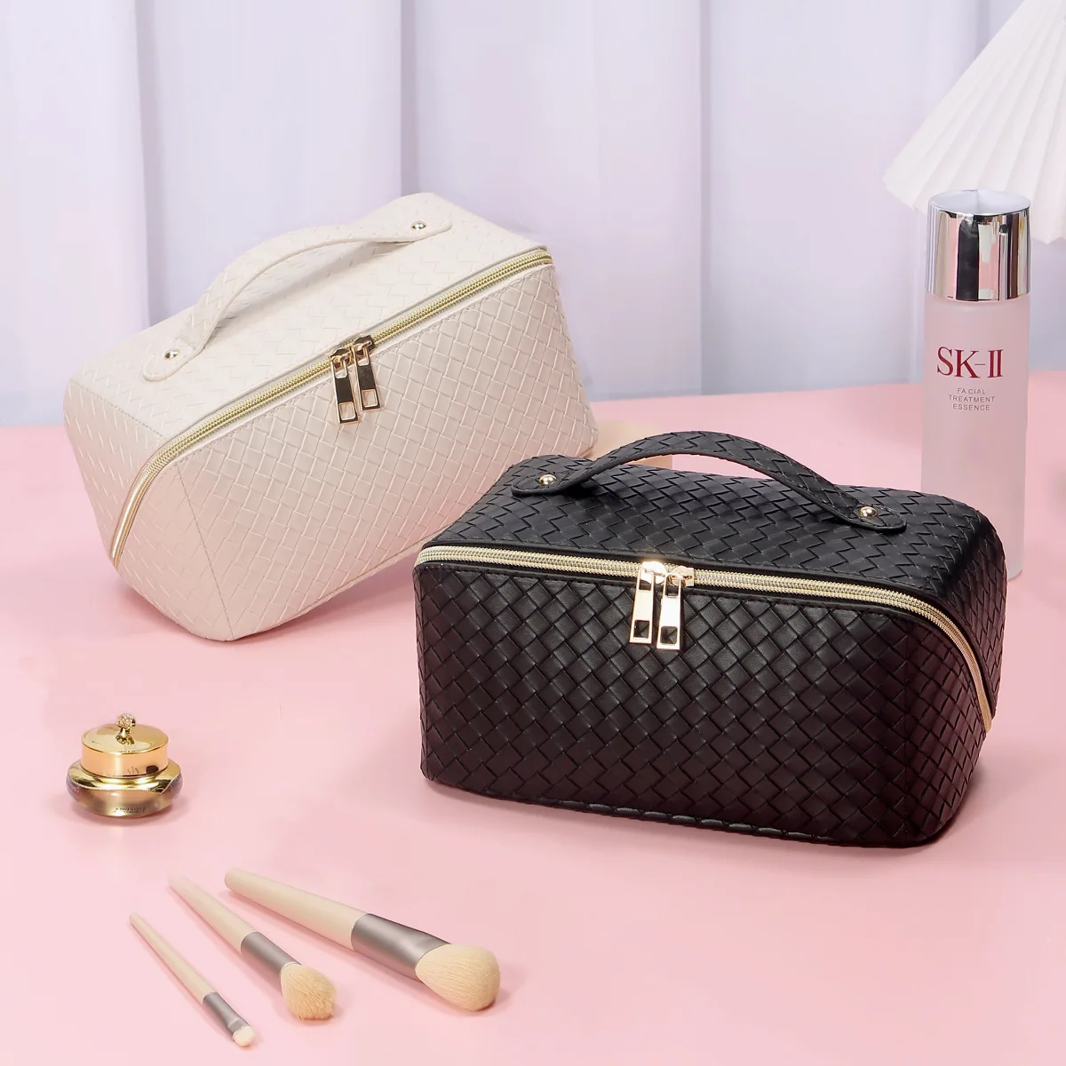 PU Storage Bag Checkered Embossed Large Capacity Portable Multi-function Cosmetic Bag Waterproof Storage Geometric Print Cases