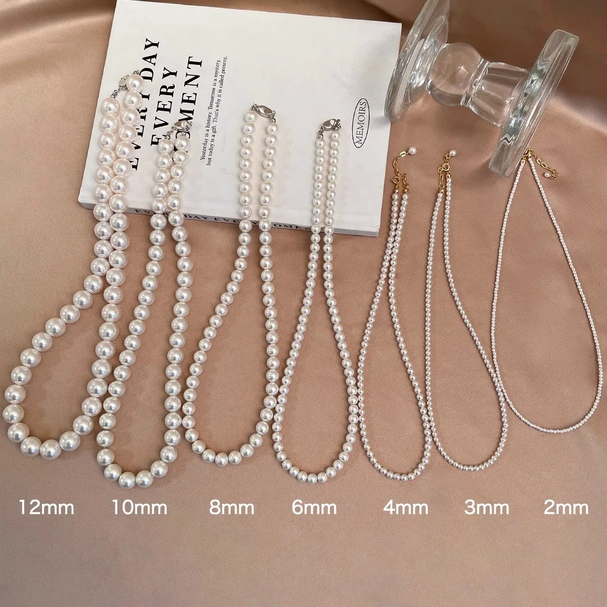 

Zhengyuan 650 Pearl White Shijia Pearl Necklace Titanium Steel Yuanbao Buckle Accessories Female Light Luxury Master Clavicle