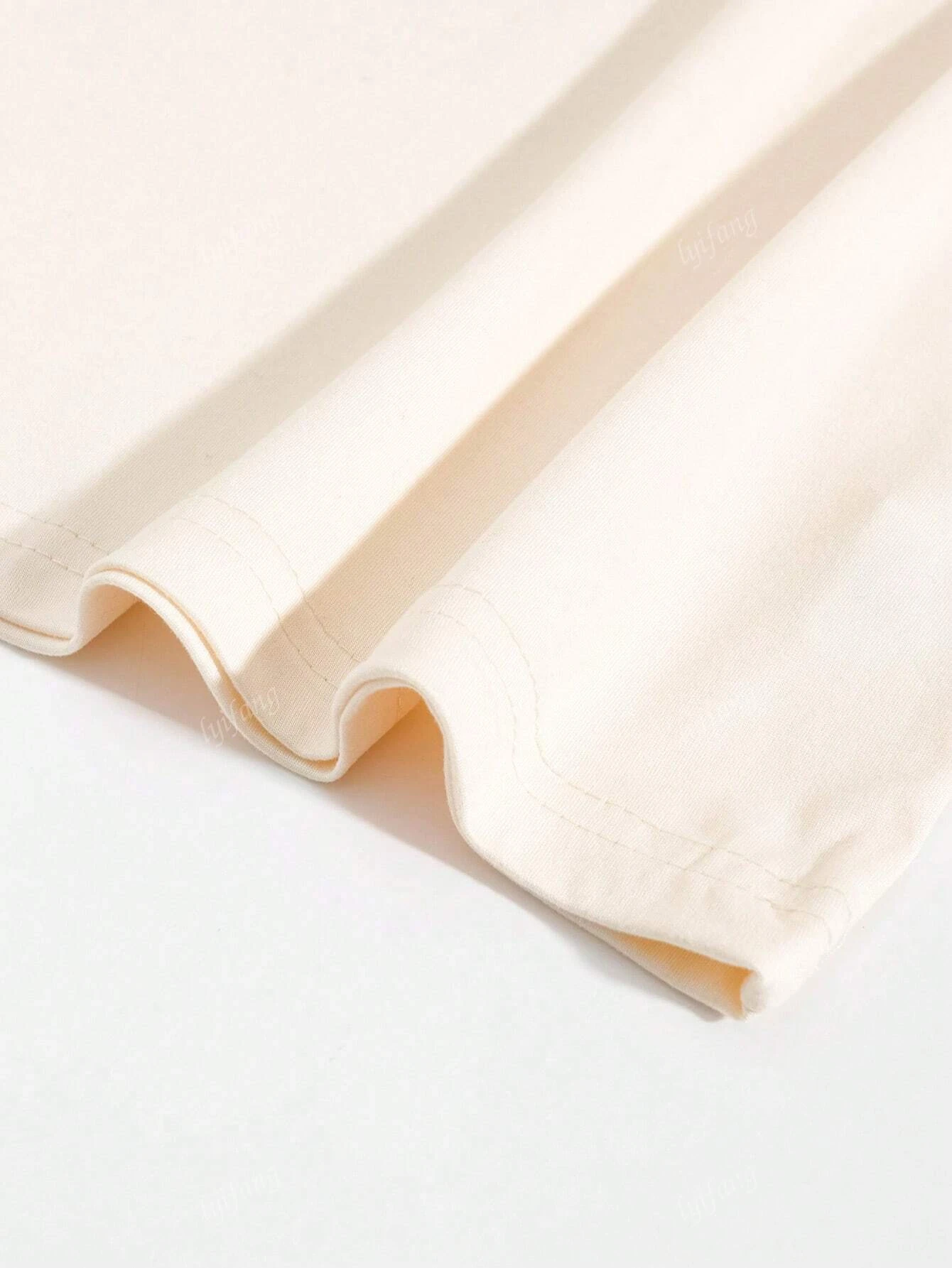 T-shirt z nadrukiem „Coffee Club” Damski top z krótkim rękawem i okrągłym dekoltem, prosty i wszechstronny T-shirt na lato