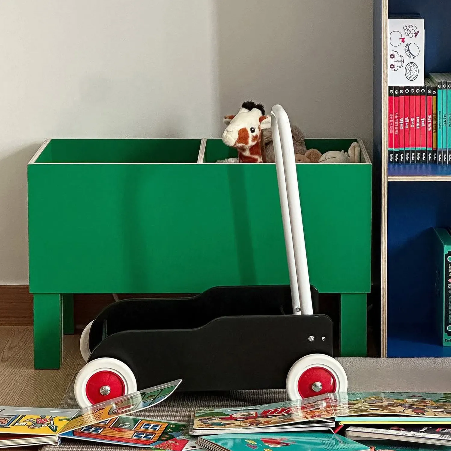 Storage rack Floor-to-ceiling household storage toy rack Easy to organize locker