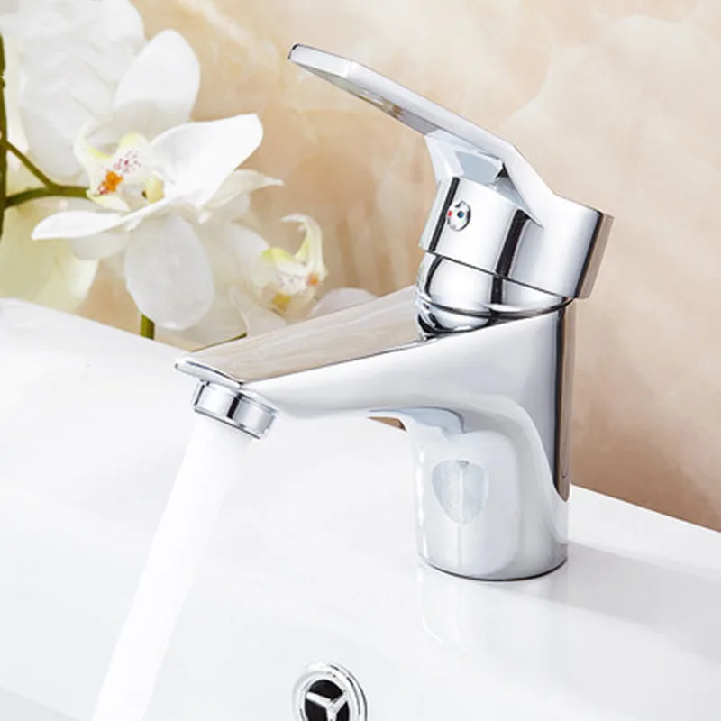

Household Single-handle Cold Hot Mixer Tap Toilet Countertop WashBasin Sink Faucet Deck Mounted Chrome Bathroom Faucets