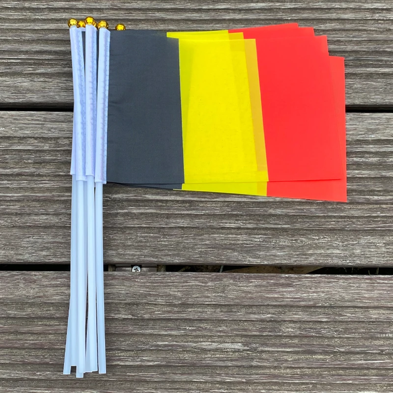 

xvggdg 100pcs 14 * 21cm belgium hand flag Promotion Wholesale Small belgium Waving National banner