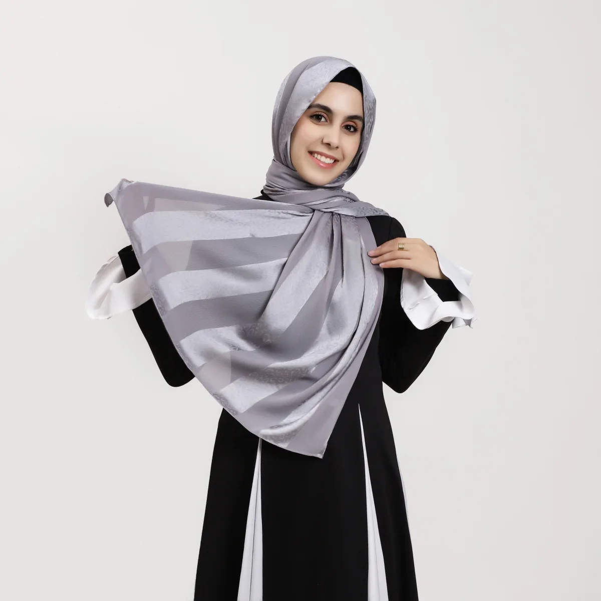 أنيقة مسلم الحجاب المرأة البوهيمي لينة الساتان الإسلام رمضان الحجاب فولارد فام شال التفاف وشاح الحجاب Bufanda عقال #5