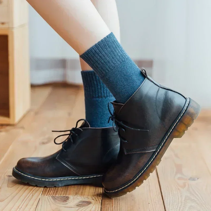 Frauen Winter Baumwoll socken verdicken bequeme Mitte der Wade warme Stiefel Bodens ocke Calcetines Mujer Thermos trümpfe Frau