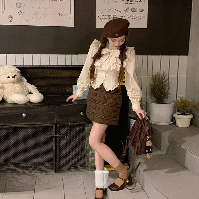 

Briti Sle Pure Desire: Топ с милыми рукавами-фонариками, французский стиль, облегающий крой, полиэстер.