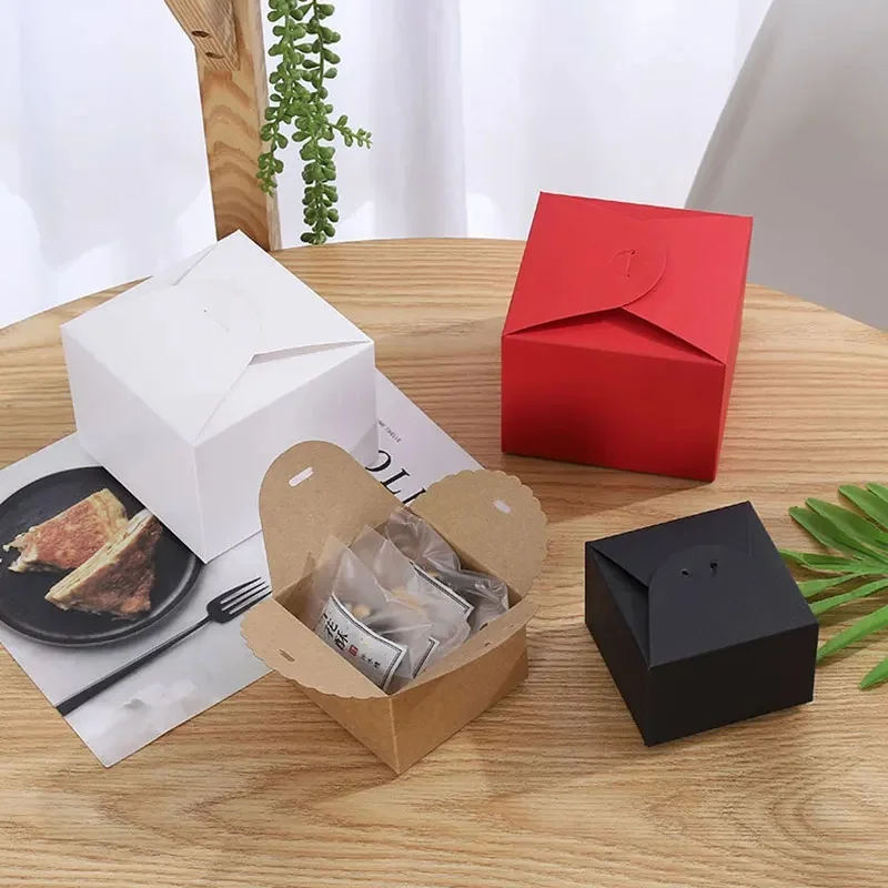 10/30/50 Stück quadratische Süßigkeitenboxen aus Kraftpapier, geeignet für Hochzeiten, Geburtstagsfeiern und Weihnachtsgeschenke – Detail 3