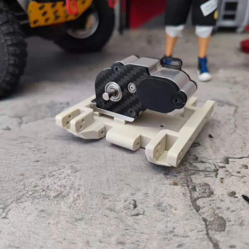 Axial SCX10 III Jeep Gladiator 1/10 RC Crawler R2 Transmission Mount, Bolt-On Gearbox Base Upgrade with Skid Plate Compatibility