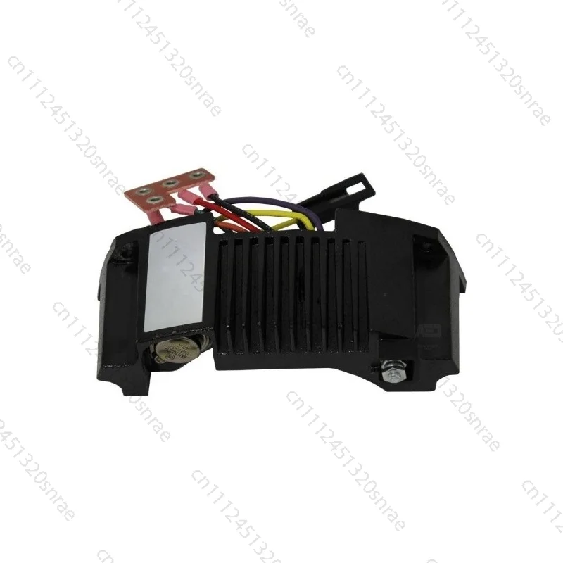 8SC3200V 8RL3013B Voltage Regulator - 24V Bus & Truck Alternator Part