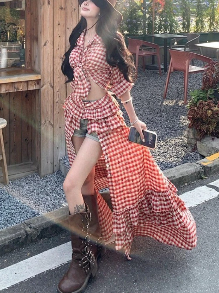 

Летний женский комплект из 2 предметов в милую красную клетку, винтажные топы Y2k с длинными рукавами + дизайнерская юбка нестандартной формы, японская праздничная одежда