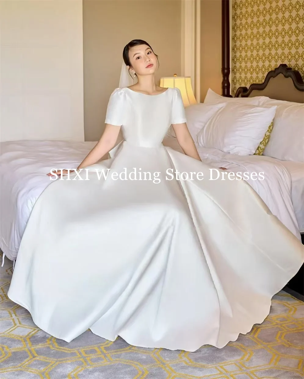 Shxi simples mangas curtas coreia vestidos de casamento colher cetim longo vestido de recepção aberto v voltar vestido de noiva fotos sessão personalizado