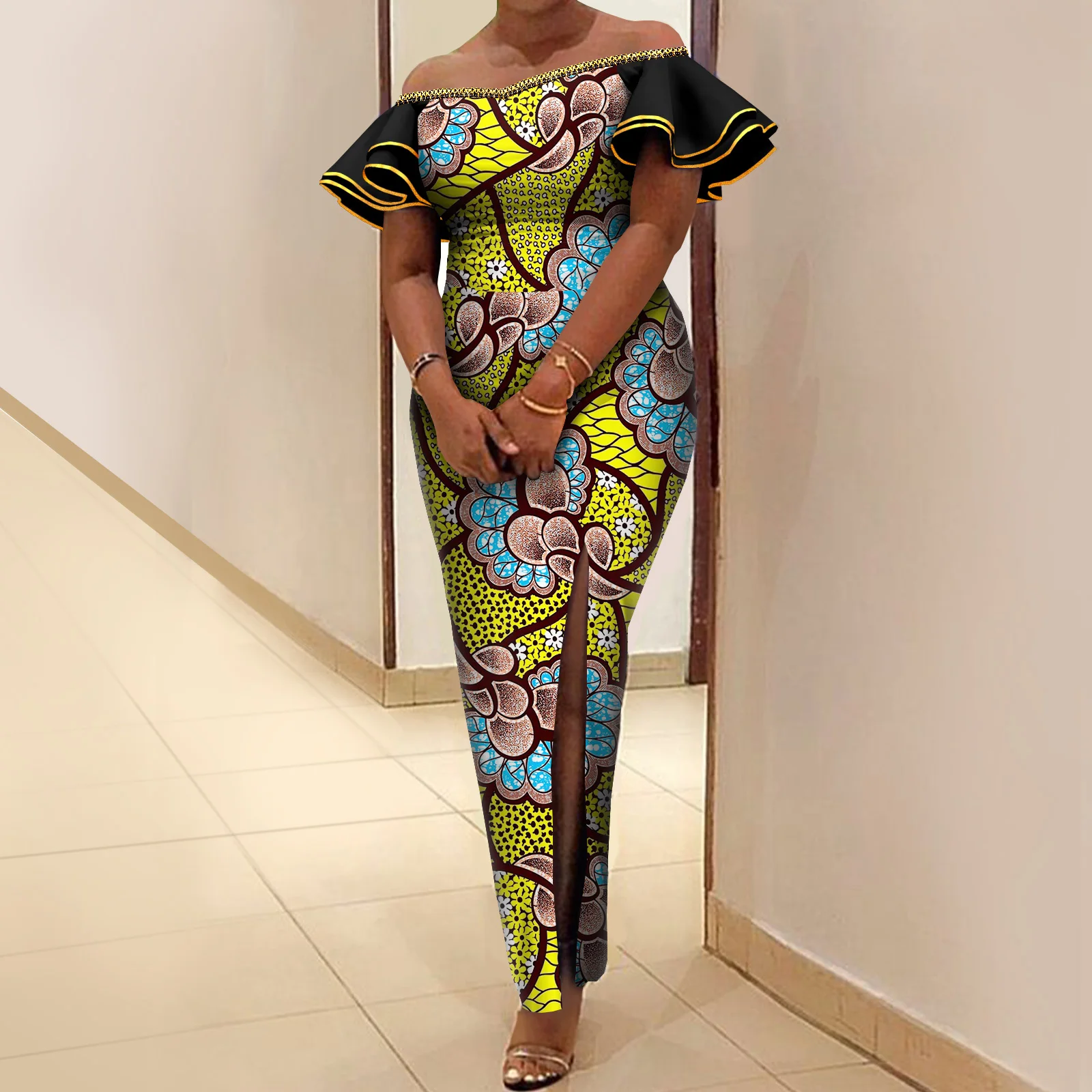 Straight Dress Ankara Fitting Dresses For Ladies Beautiful Ankara Straight Dress With Bell Sleeve Straight Dress Ankara Fitting Dresses For Ladies Beautiful Ankara Straight Dress With Bell Sleeve